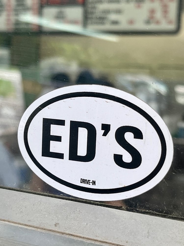Ed's Drive In Logo