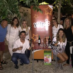 Evento Yelp: "¡Nochevieja!" - Brindando