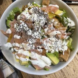 Crispy - Salmón insalata