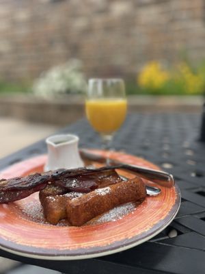 Spoons Bistro & Bakery