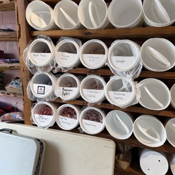 BJs ice cream - Many empty taffy slots - Ice Cream & Frozen Yogurt Near Me - Newport, Oregon