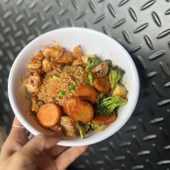 Rock N Roll Sushi - Chicken Rockin' Bowl - Sushi Bars Near Me - Nashville, Tennessee Rock N Roll Sushi - Chicken Rockin' Bowl - Sushi Bars Near Me - Nashville, Tennessee
