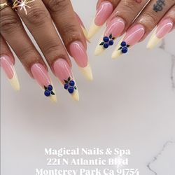 Magical Nails & Spa - Easter Nails Art with Blueberry 3D