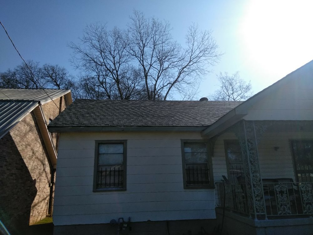 Slide of DanielsRoofing Company