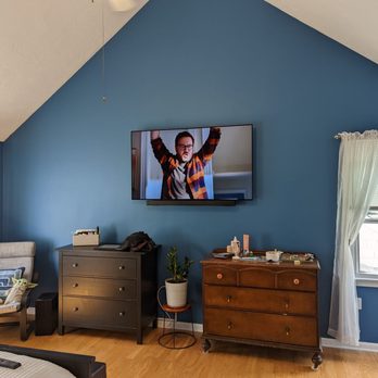 South Shore Audio Video Installation - TV mounted by SS AVI - Home Theatre Installation Near Me - Weymouth, Massachusetts South Shore Audio Video Installation - TV mounted by SS AVI - Home Theatre Installation Near Me - Weymouth, Massachusetts
