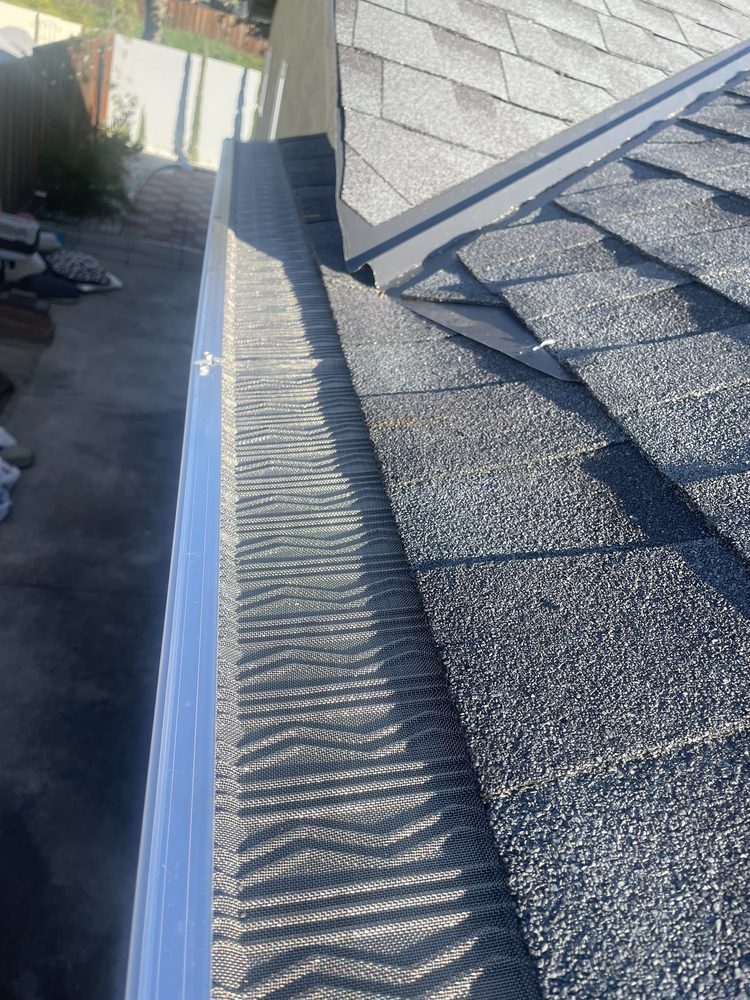 Slide of V Mendoza Roofing