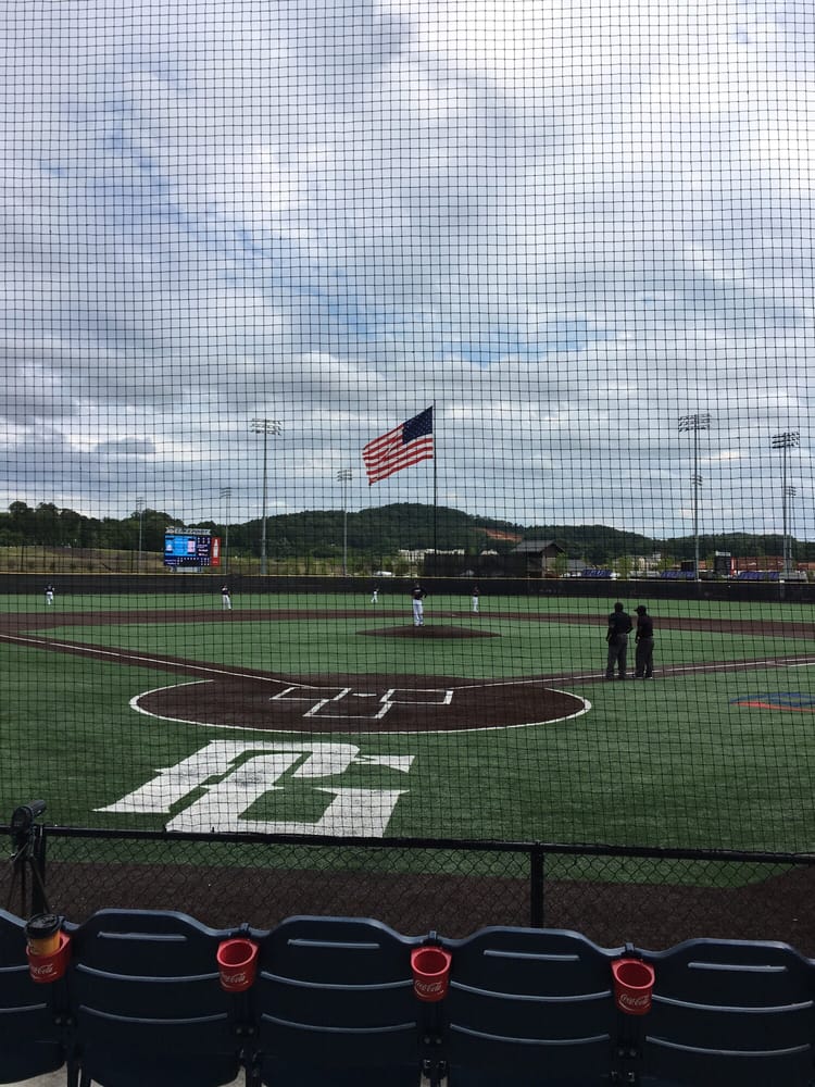 LAKEPOINT PARK Updated September 2024 124 LakePoint Pkwy, Cartersville, Parks Yelp