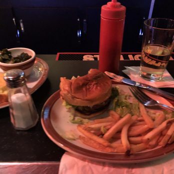 Northern Lights Lounge - Northern lights burger oh myyy - Lounges Near Me - Detroit, Michigan