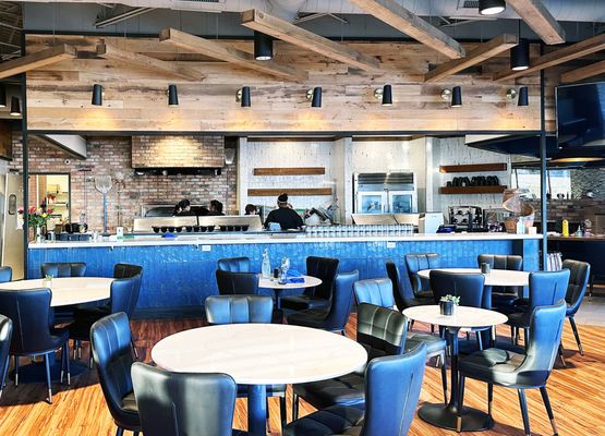 Waters Edge Winery & Bistro Dallas by null