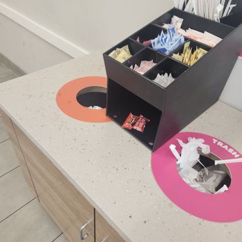 Dunkin' - Trash is never cleaned l. - Donuts Near Me - New York, New York Dunkin' - Trash is never cleaned l. - Donuts Near Me - New York, New York