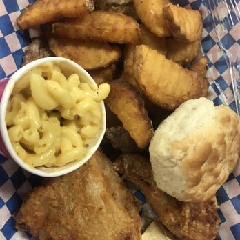 Chilly Jilly'z Bakery & Cafe - 2 piece meal w/ Mac n cheese - Ice Cream & Frozen Yogurt Near Me - Boulder City, Nevada