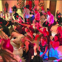 Grateful Soundz Entertainment - Dance Floor Packed