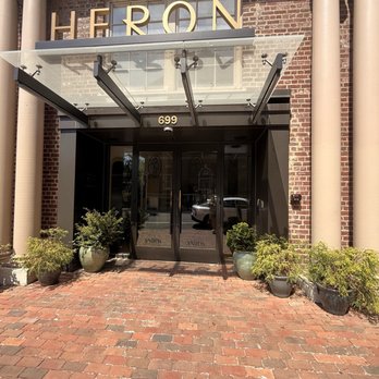Hotel Heron Alexandria Old Town, Curio Collection by Hilton - Hotels Near Me - Alexandria, Virginia Hotel Heron Alexandria Old Town, Curio Collection by Hilton - Hotels Near Me - Alexandria, Virginia