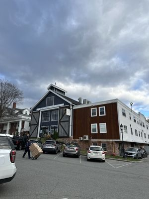 The Autograph American Tavern by null