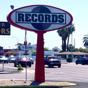 THE ‘IN’ GROOVE - 51 Photos & 82 Reviews - Vinyl Records - 3300 N 24th