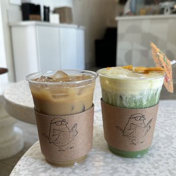 White Sparrow Coffee - Mango Matcha Latte and Vanilla Latte with Almond milk - Coffee Roasteries Near Me - Tustin, California White Sparrow Coffee - Mango Matcha Latte and Vanilla Latte with Almond milk - Coffee Roasteries Near Me - Tustin, California
