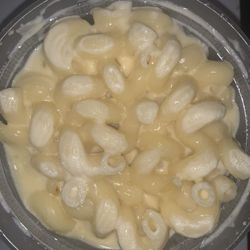 Smokey Bandit BBQ - Creamy Mac and Cheese