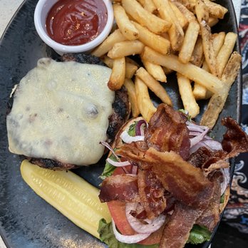 Solarium Kitchen & Bar - Burger - Bars Near Me - Bellevue, Washington Solarium Kitchen & Bar - Burger - Bars Near Me - Bellevue, Washington