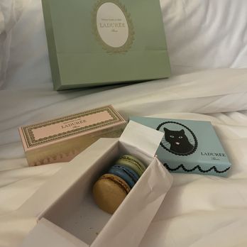 Ladurée Madison - Giftable packaging - Macarons Near Me - New York, New York