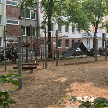 St. Kunibert - Spielplatz St. Kunibert - Churches Near Me - Cologne, NW