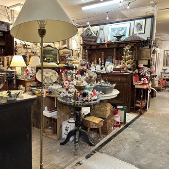 Center Street Antiques - Antiques Near Me - Soquel, California Center Street Antiques - Antiques Near Me - Soquel, California