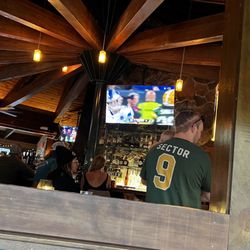 River Ranch Lodge & Restaurant - Thursday night football