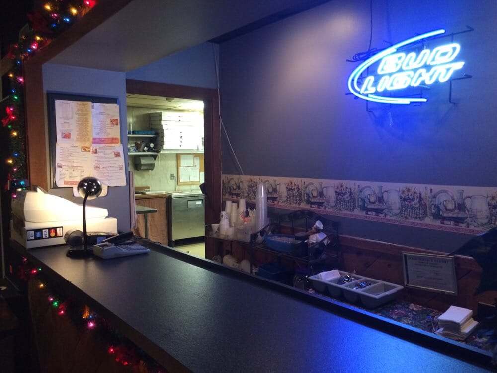 NO ANCHOVIES PIZZERIA Updated August 2024 145 Main St, Somers