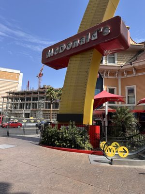 McDonald's by null