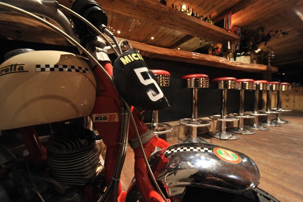 Le Rouge Restaurant & Après-Ski by null