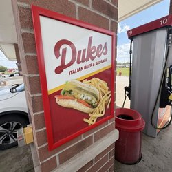Lenny's Gas N Wash Sauk Trail - Dukes Chicago Dogs