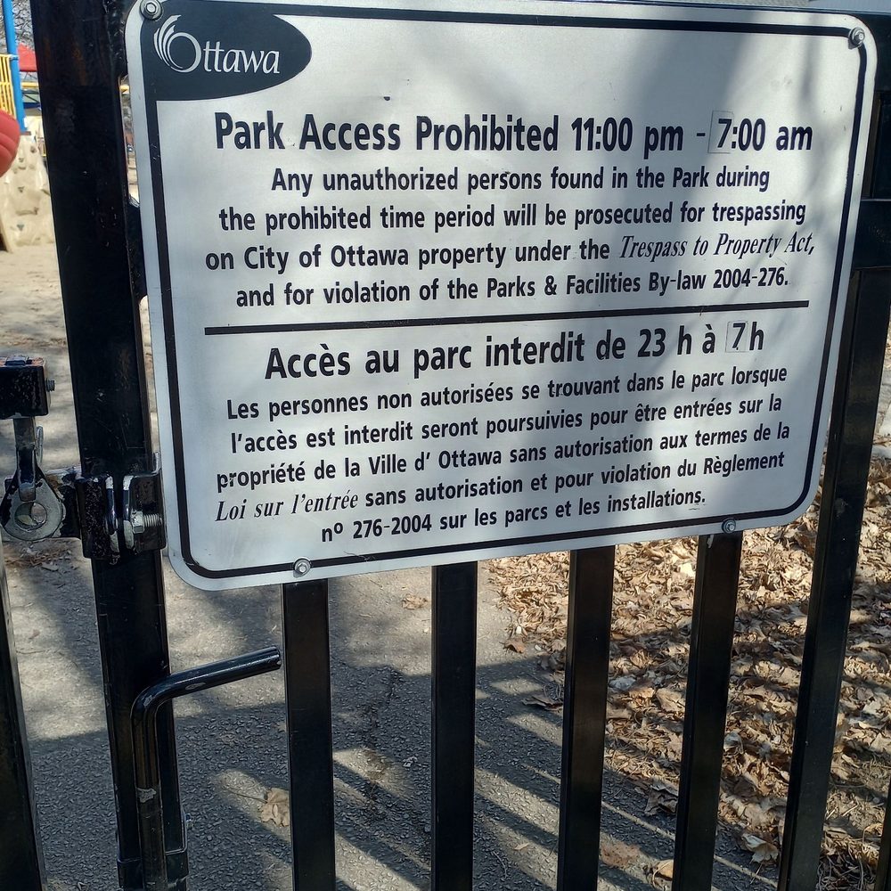 St. Luke's Park - Play structure is off-limits from 11pm-7am. - Parks Near Me - Ottawa, Ontario