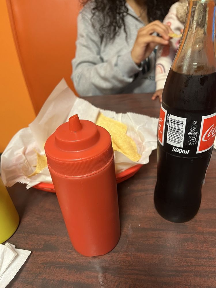 Taqueria Guadalupana Logo