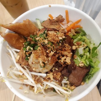 Pho 813 - Bun Combination - a lot of meat - Vietnamese Near Me - Tampa, Florida