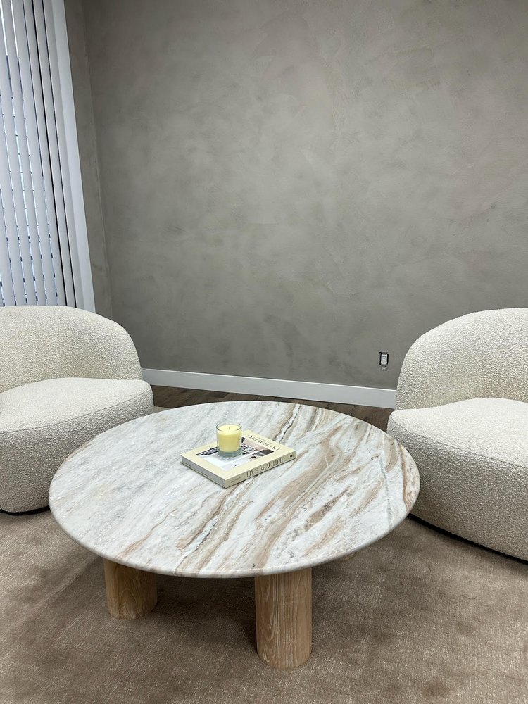 Momo Aesthetics Logo