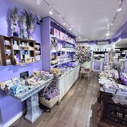 Lavender Societe - Soaps, lotions , slippers, candles