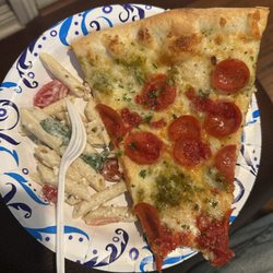 Leslie’s Pizzeria - Spicy pepperoni and spinach pasta