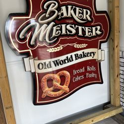 Baker Meister - Exterior