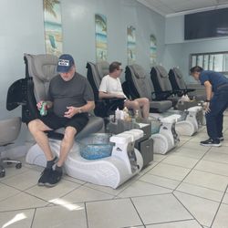 Sunset Nails - Friendly nail techs hard at work!