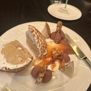 Elisa - Desert - Steakhouses Near Me - Vancouver, British Columbia
