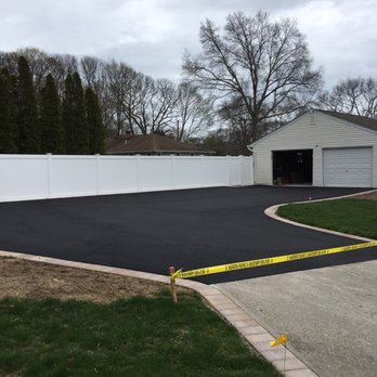 S Warren Paving - Driveway - Masonry/Concrete Near Me - East Setauket, New York S Warren Paving - Driveway - Masonry/Concrete Near Me - East Setauket, New York