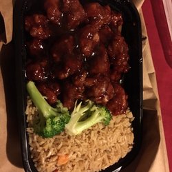 China Delight - General Tso Chicken with fried chicken