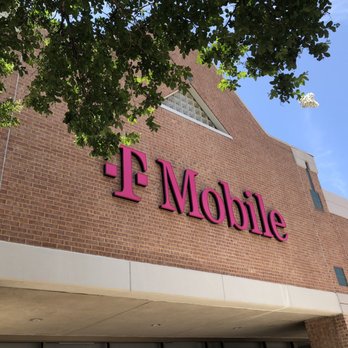 T-Mobile Experience Store - Mobile Phones Near Me - Irving, Texas T-Mobile Experience Store - Mobile Phones Near Me - Irving, Texas