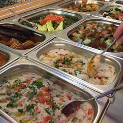 Comptoir de Beyrouth - Le buffet de mezzés à volonté!