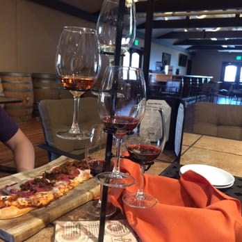 Bel Vino Winery - Wine tasting - Wine Tasting Room Near Me - Temecula, California Bel Vino Winery - Wine tasting - Wine Tasting Room Near Me - Temecula, California