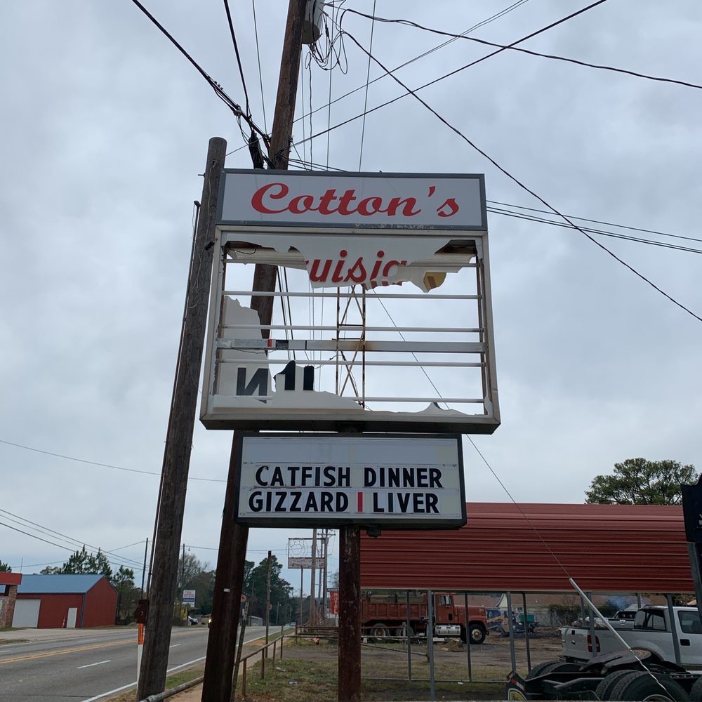 Louisiana Fried Chicken - a sign for a restaurant - Restaurants Near Me - Minden, Louisiana Louisiana Fried Chicken - a sign for a restaurant - Restaurants Near Me - Minden, Louisiana
