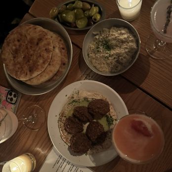 12 Chairs Cafe - Hummus Falafel, Babaganoush - Middle Eastern Near Me - New York, New York