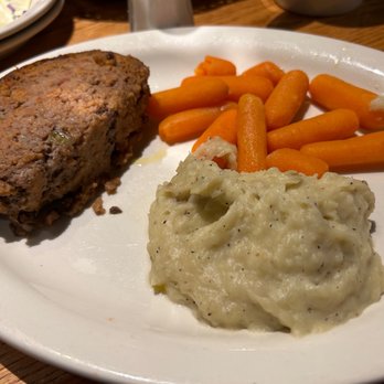 Cracker Barrel Old Country Store - Meatloaf - Southern Near Me - Milford, Connecticut Cracker Barrel Old Country Store - Meatloaf - Southern Near Me - Milford, Connecticut