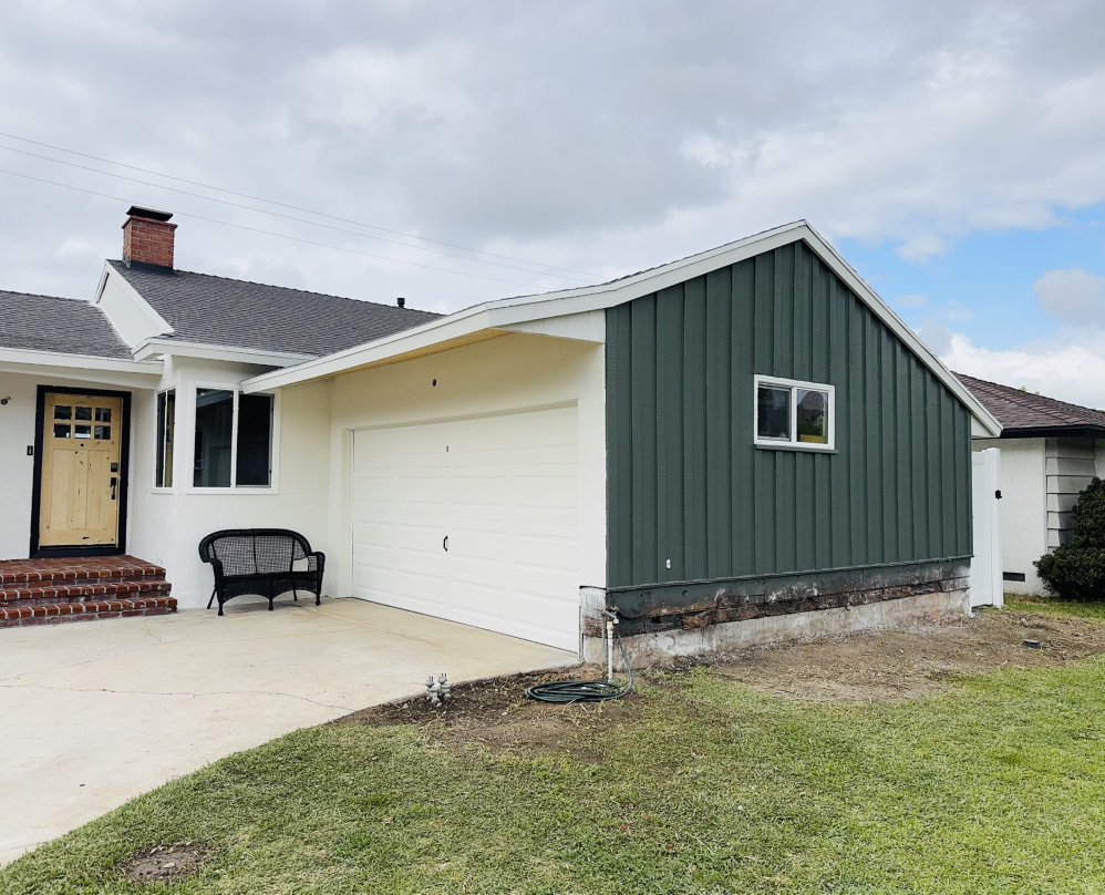 Slide of Carlos Martinez 