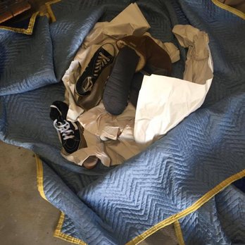 Suddath - One of the random piles of things coming off the truck. Missing the box they were originally packed into and now smashed. - Movers Near Me - Jacksonville, Florida