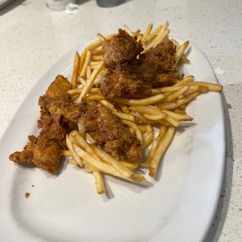 The Counter - Chicken Tenders - Burgers Near Me - Honolulu, Hawaii The Counter - Chicken Tenders - Burgers Near Me - Honolulu, Hawaii